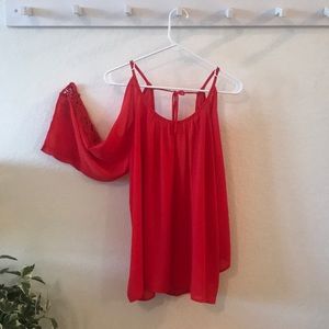 Dark orange/red flowy top
